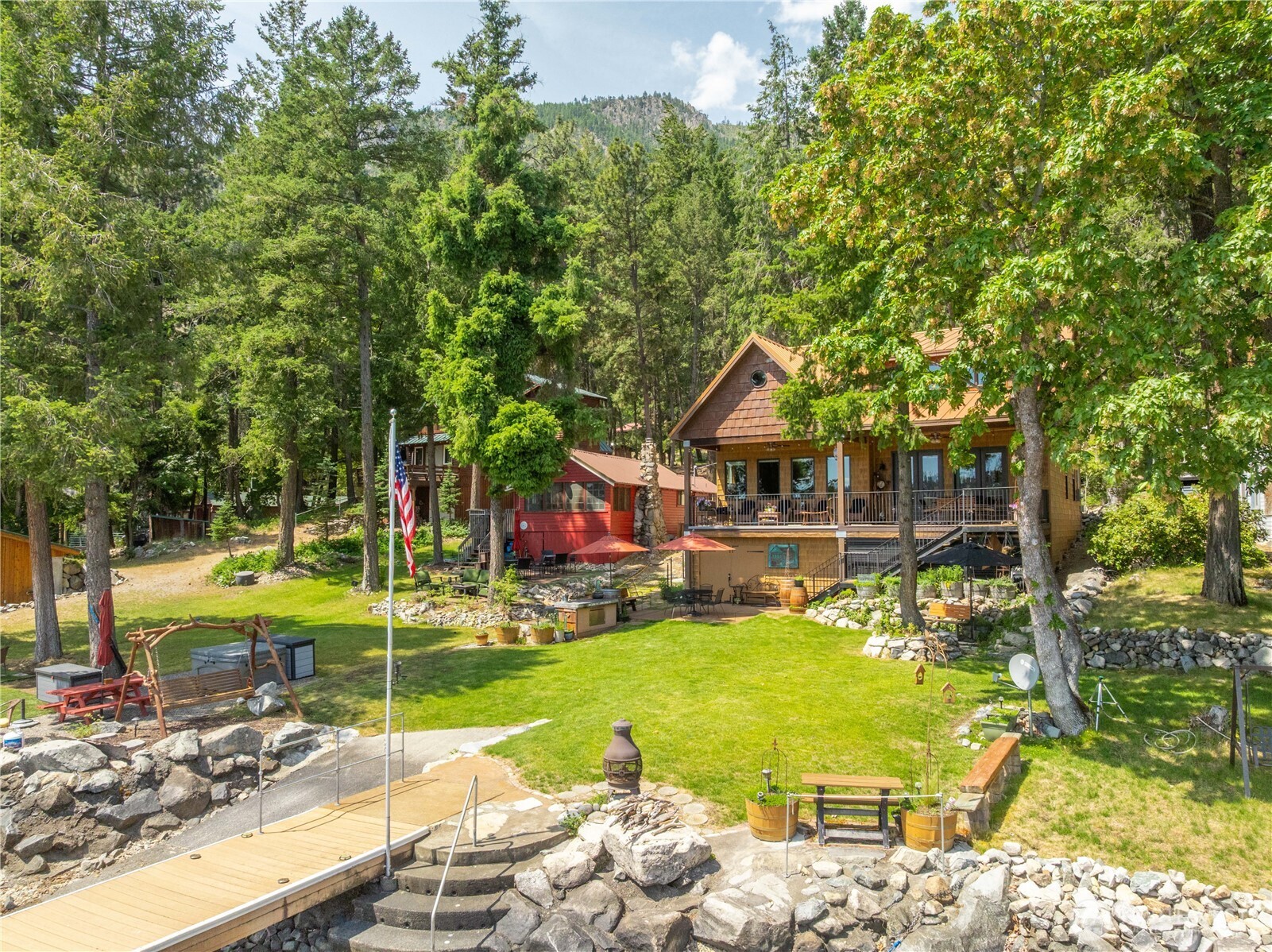 11532 South Lakeshore Rd.