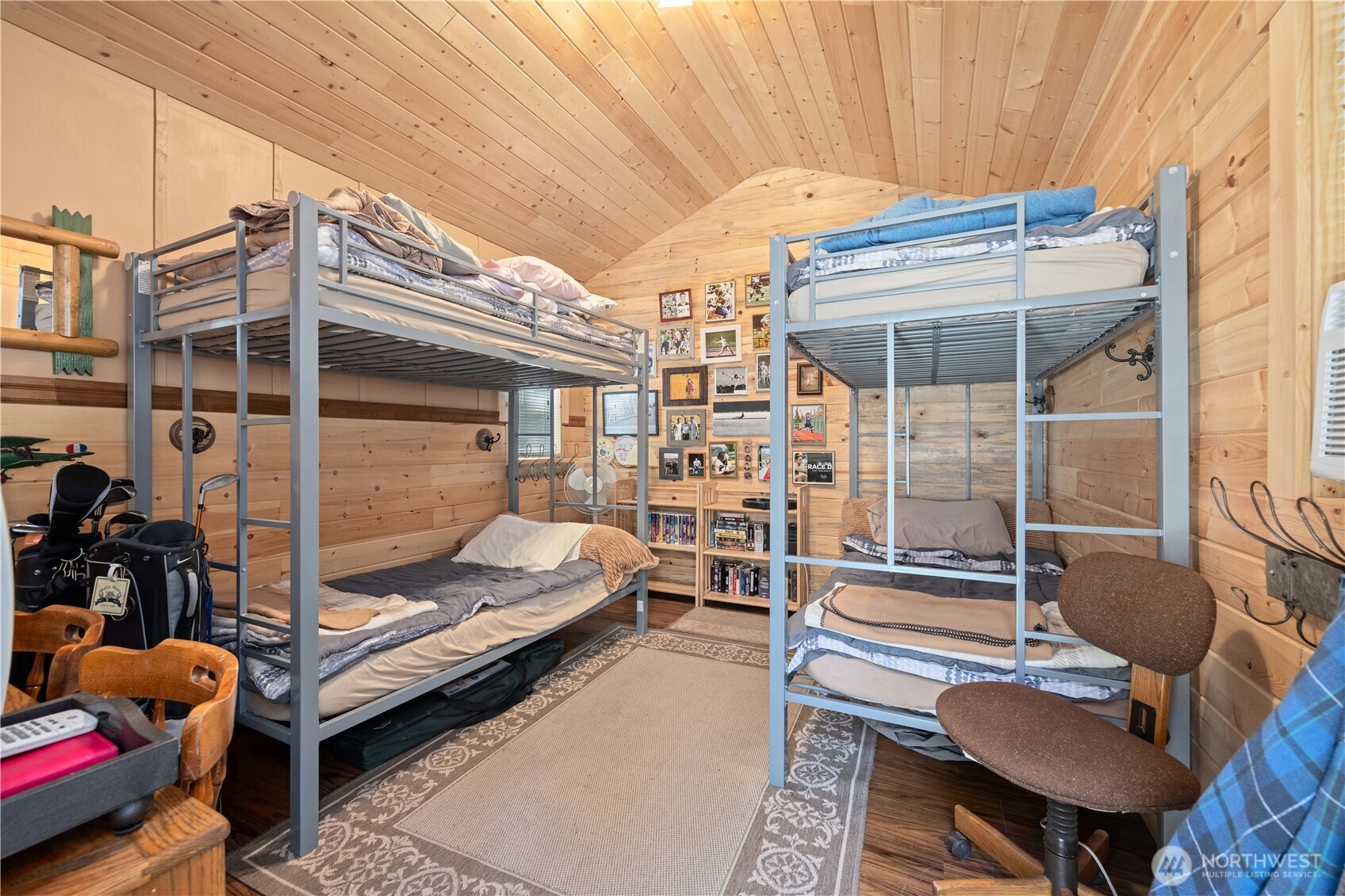 11532 South Lakeshore Rd.