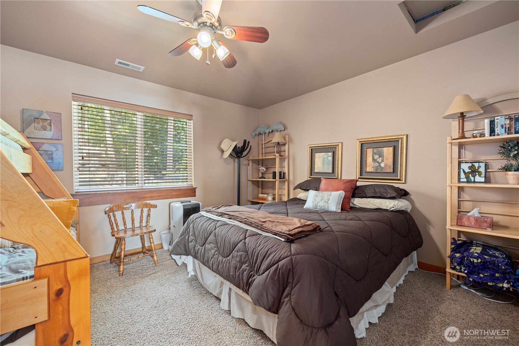 11532 South Lakeshore Rd.