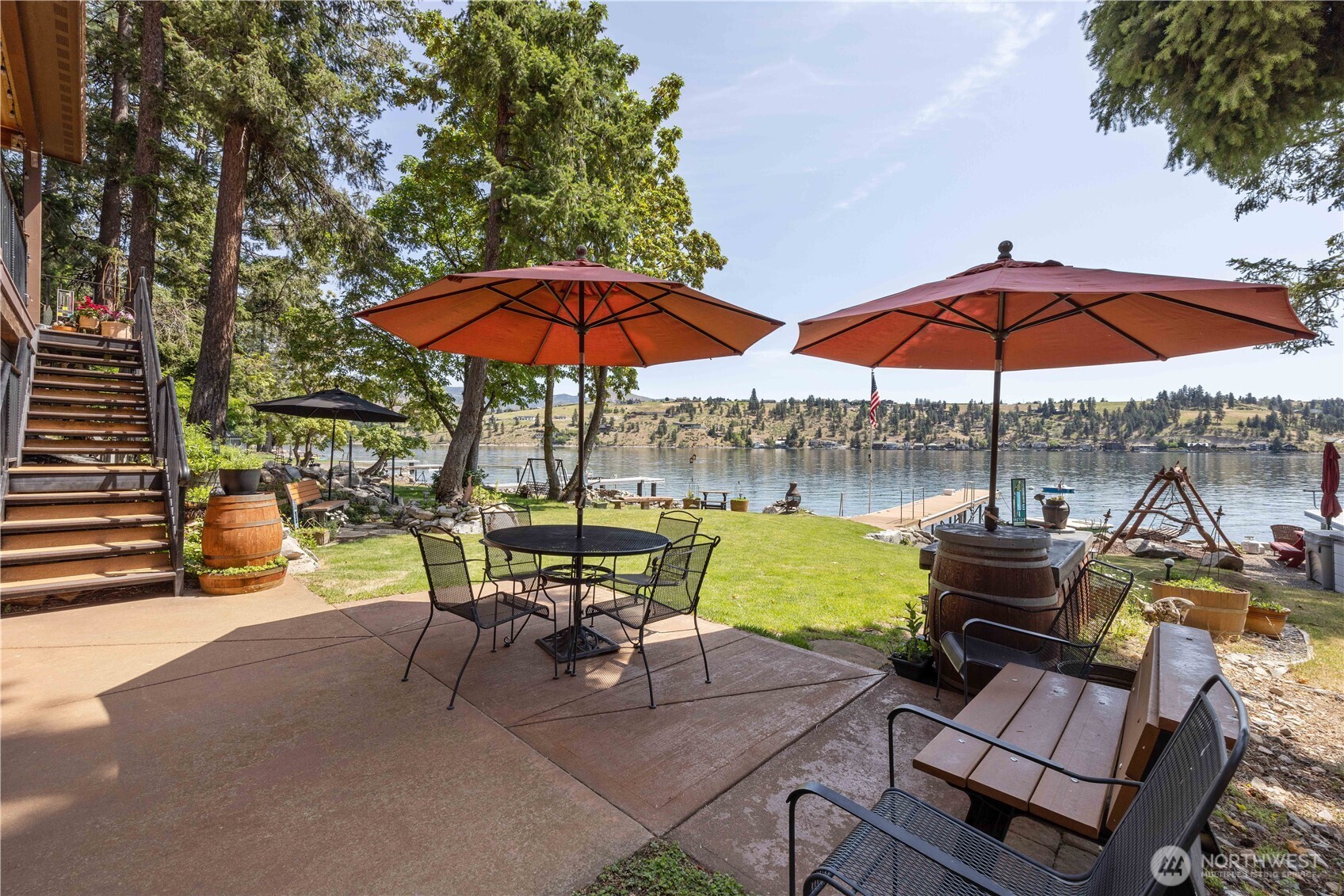 11532 South Lakeshore Rd.