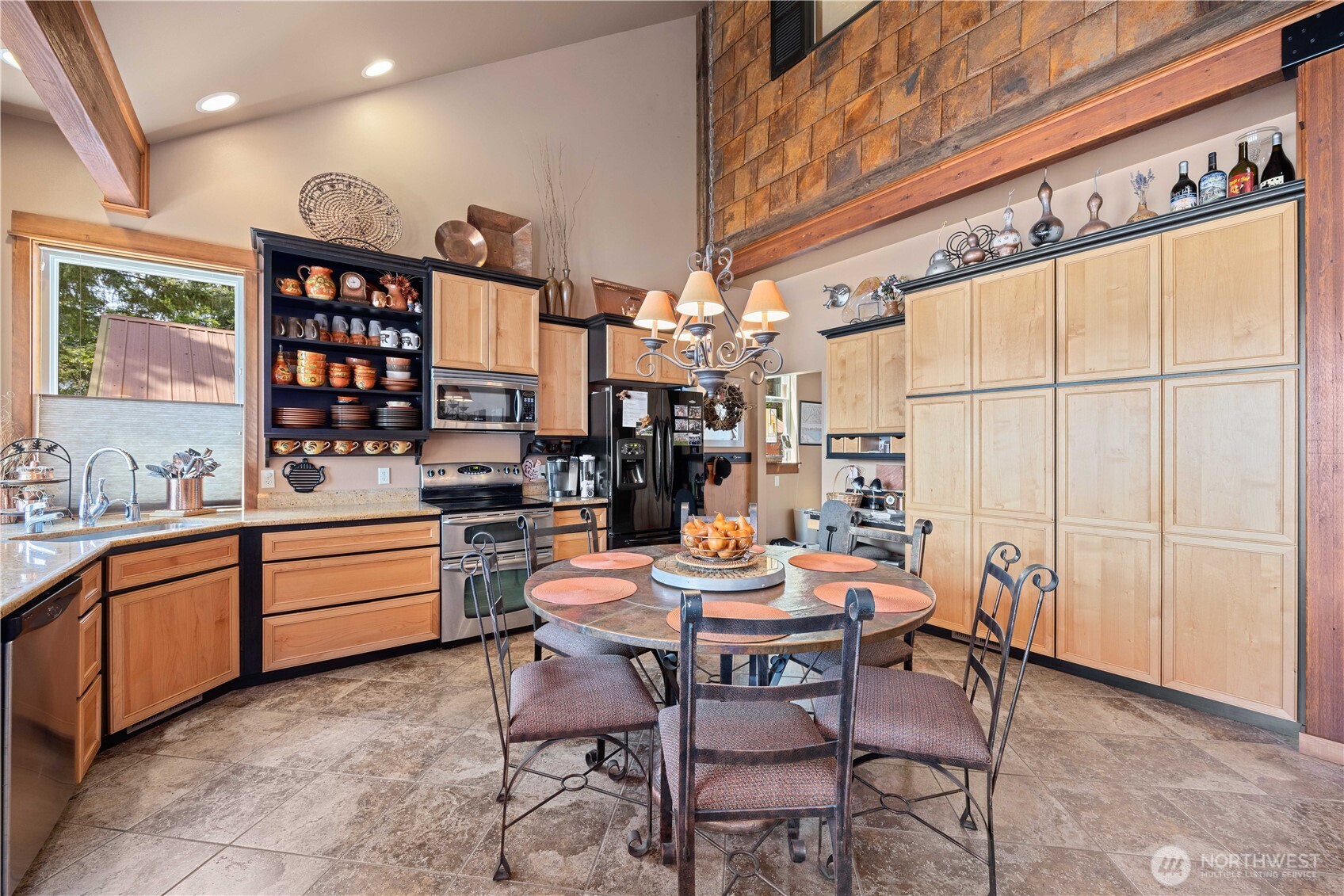 11532 South Lakeshore Rd.