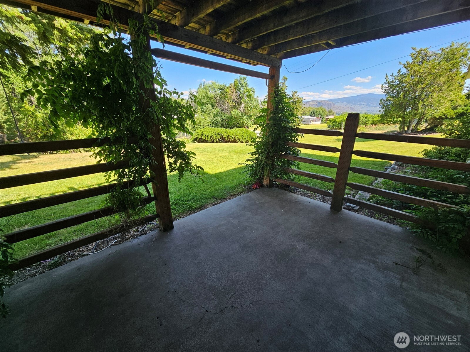 33601 Highway 97