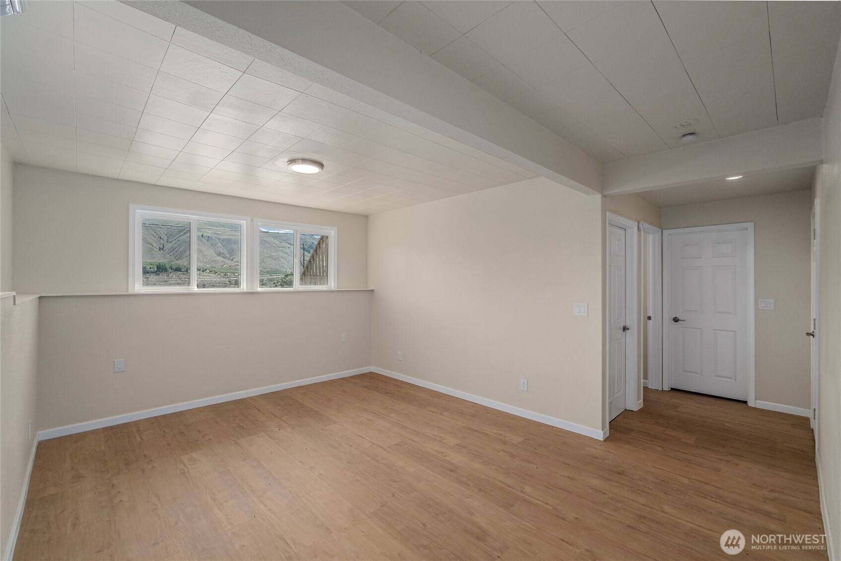 2117 S Majestic Drive