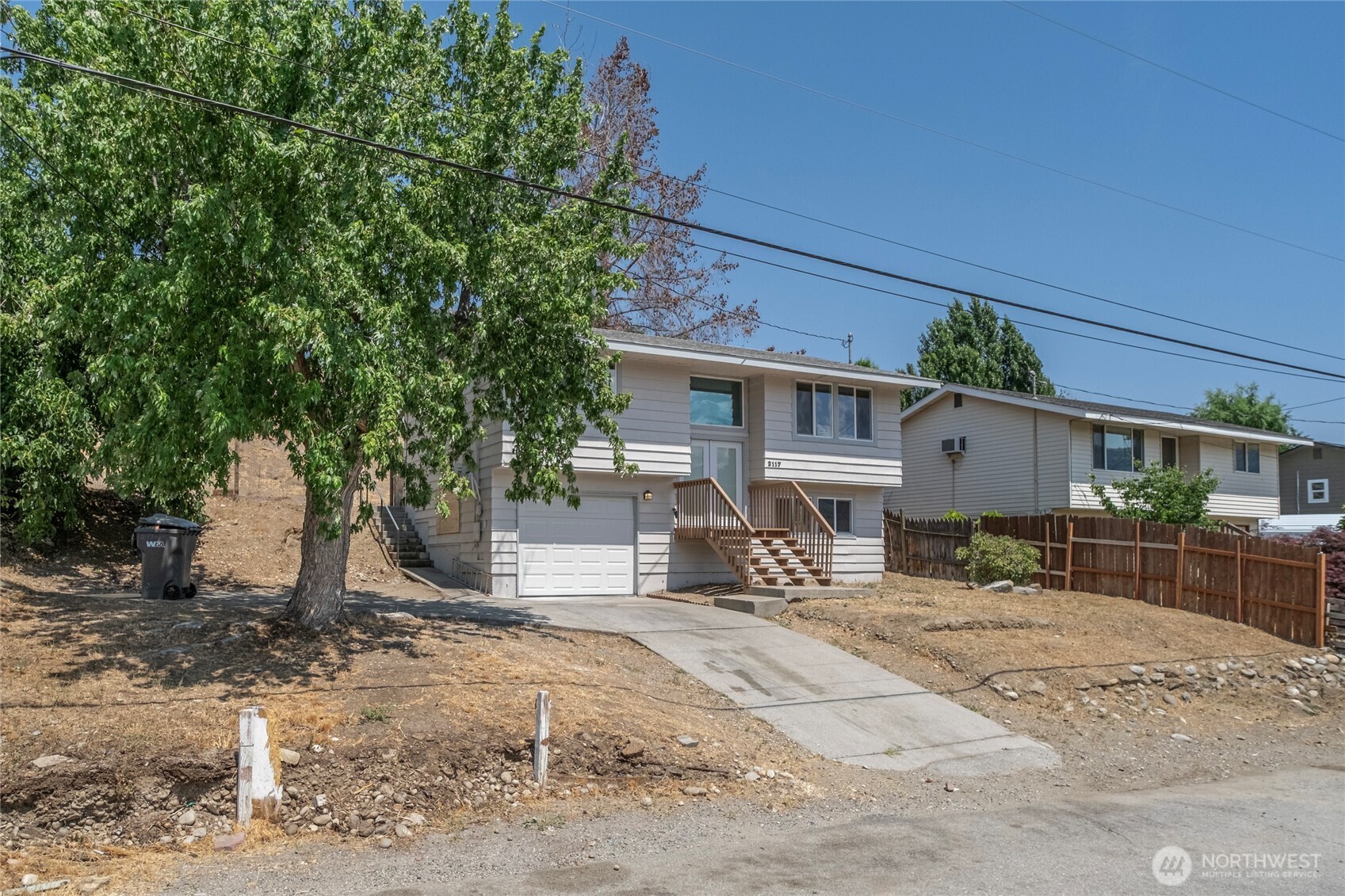 2117 S Majestic Drive