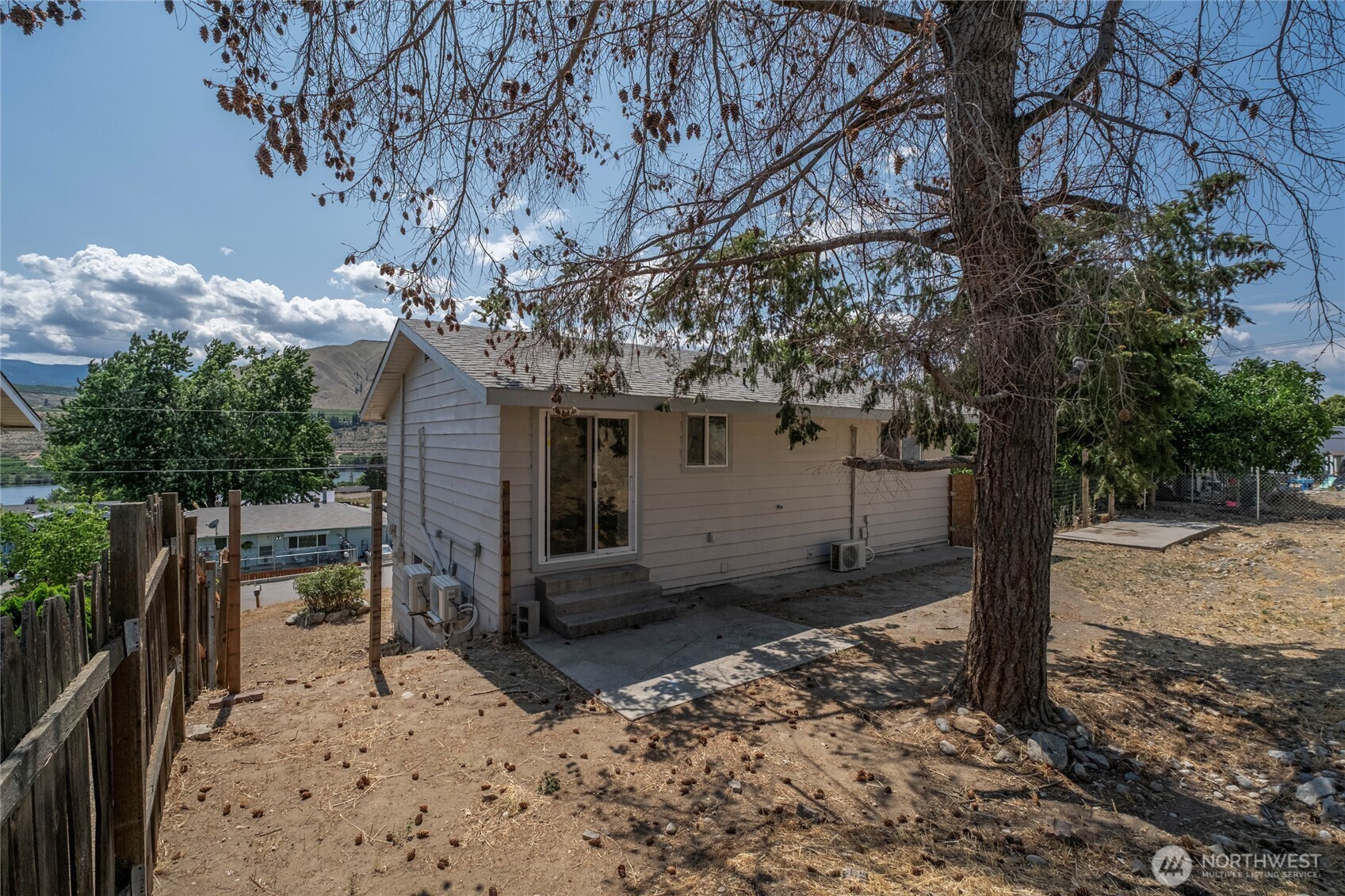 2117 S Majestic Drive