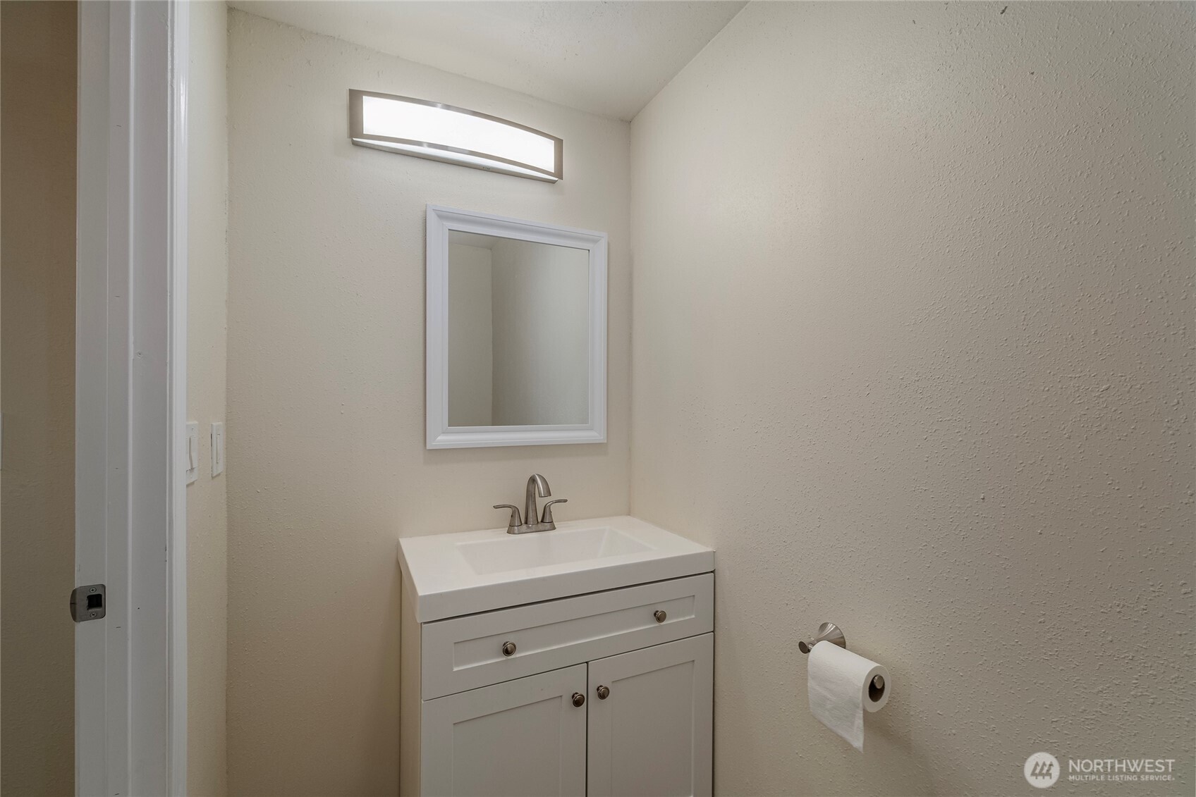 2117 S Majestic Drive