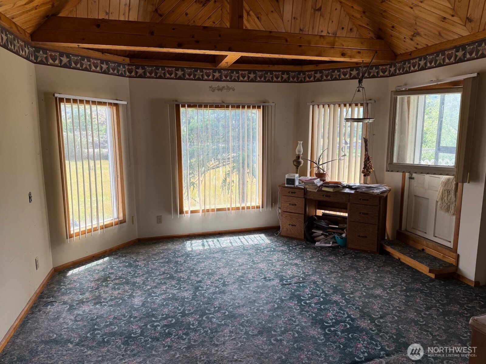 1112 Loomis Oroville Road