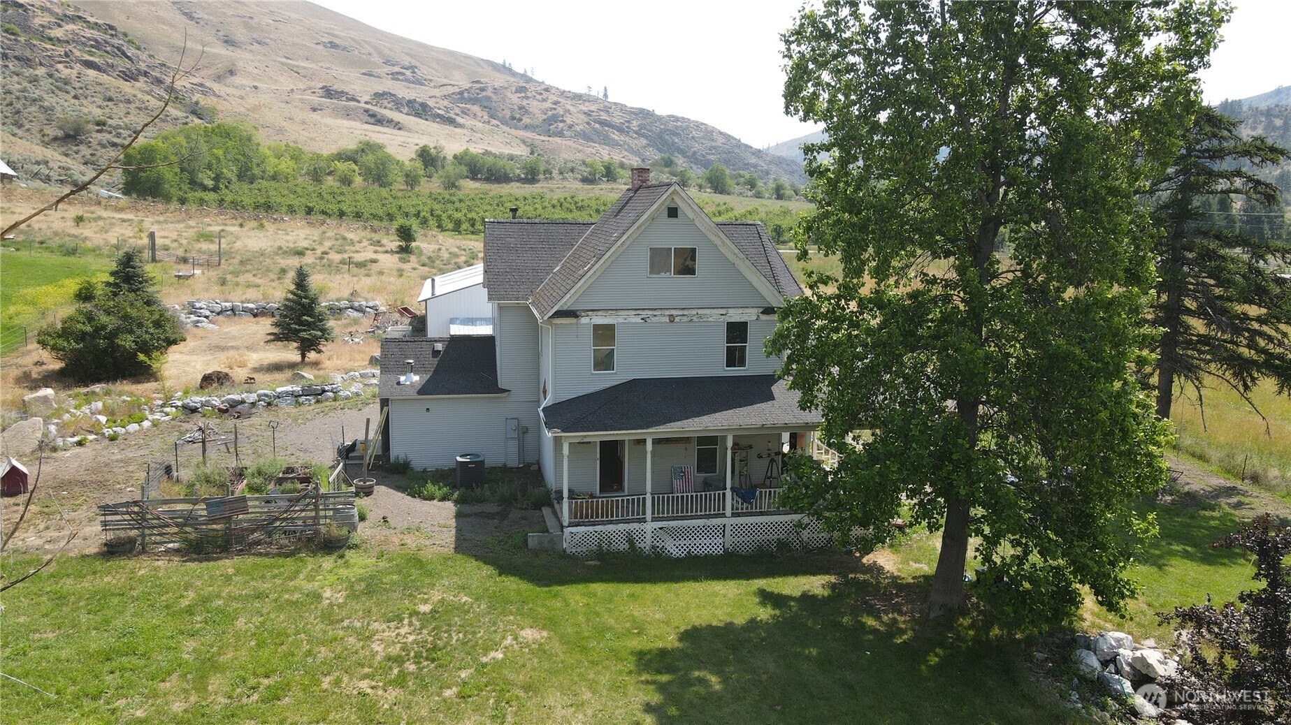 1112 Loomis Oroville Road