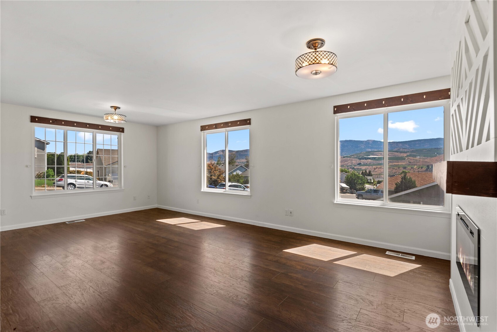 608 S Lawler Avenue