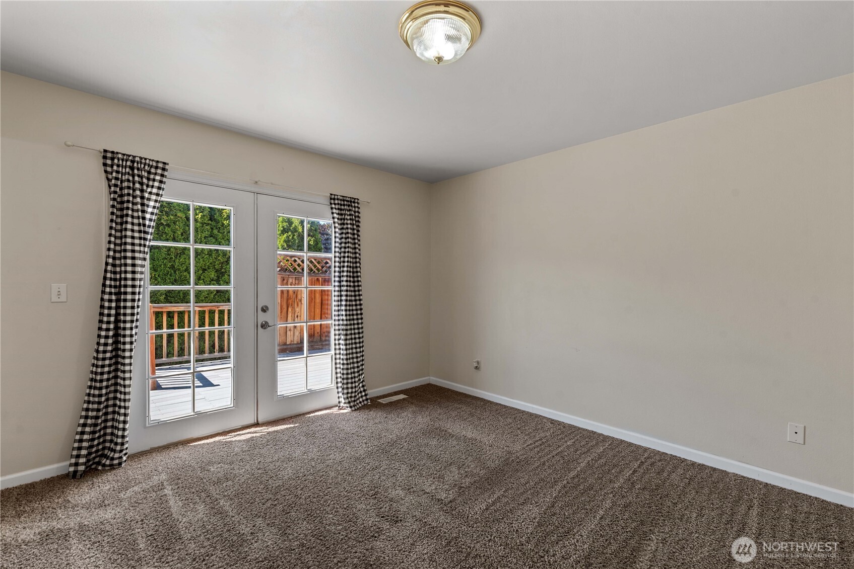 608 S Lawler Avenue