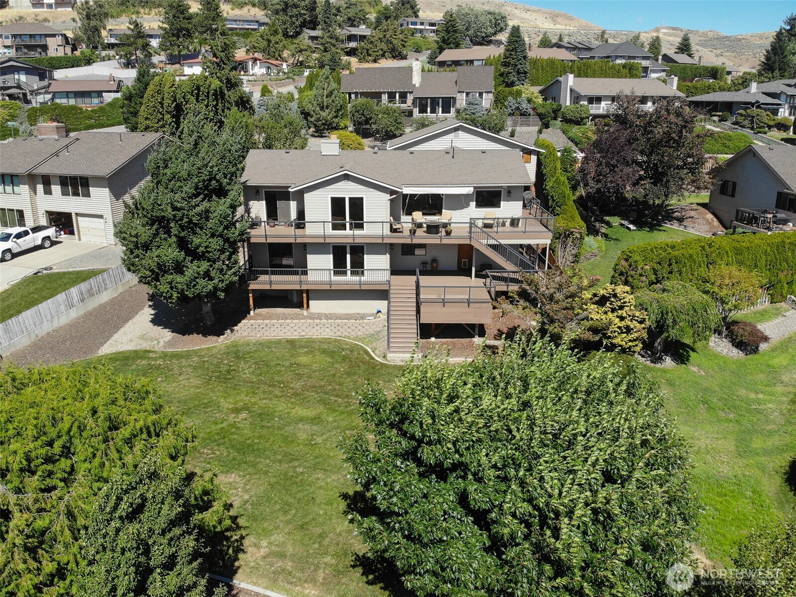 622 Vista View Pl