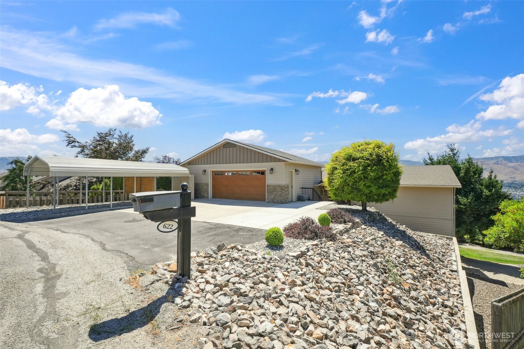 622 Vista View Pl