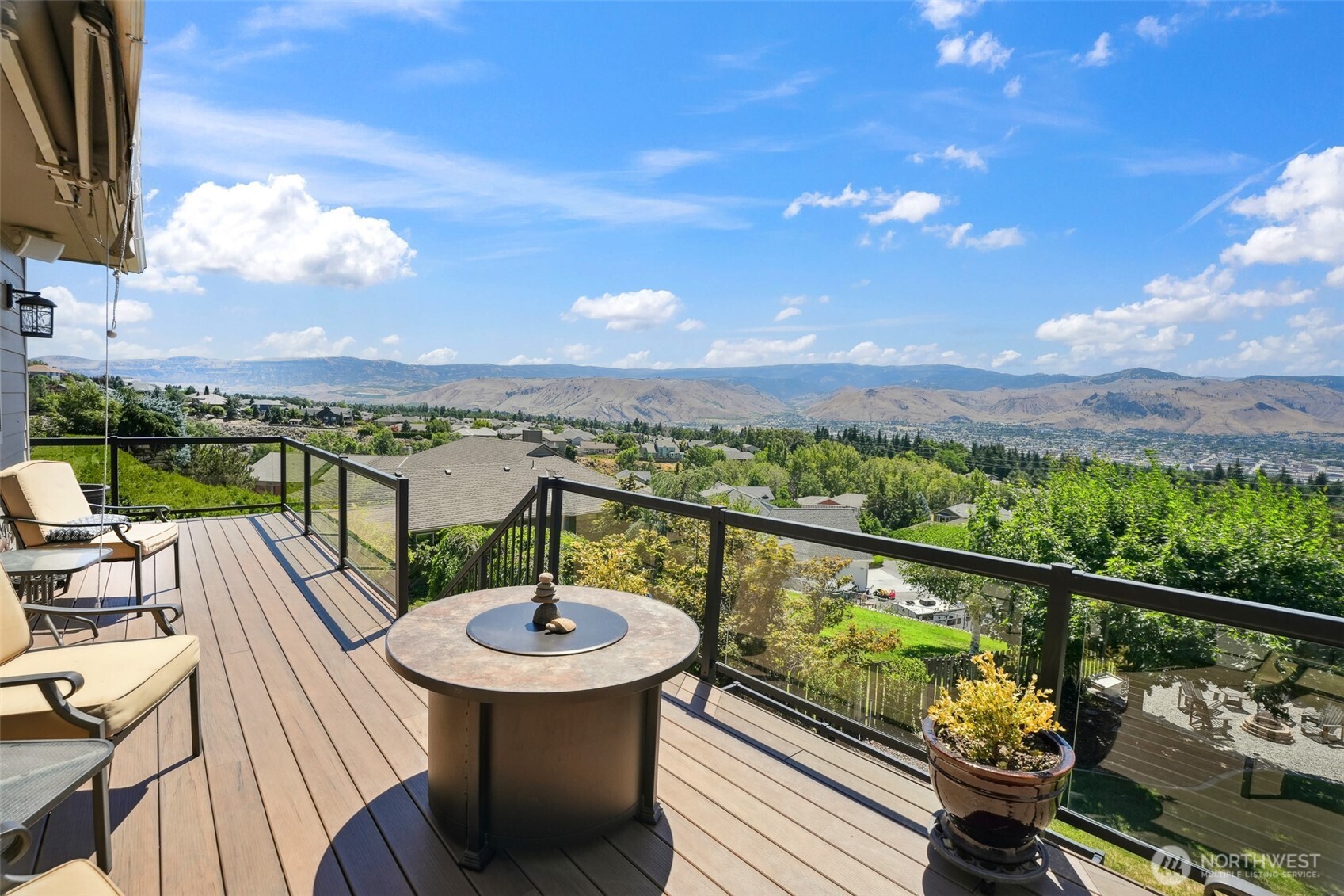 622 Vista View Pl