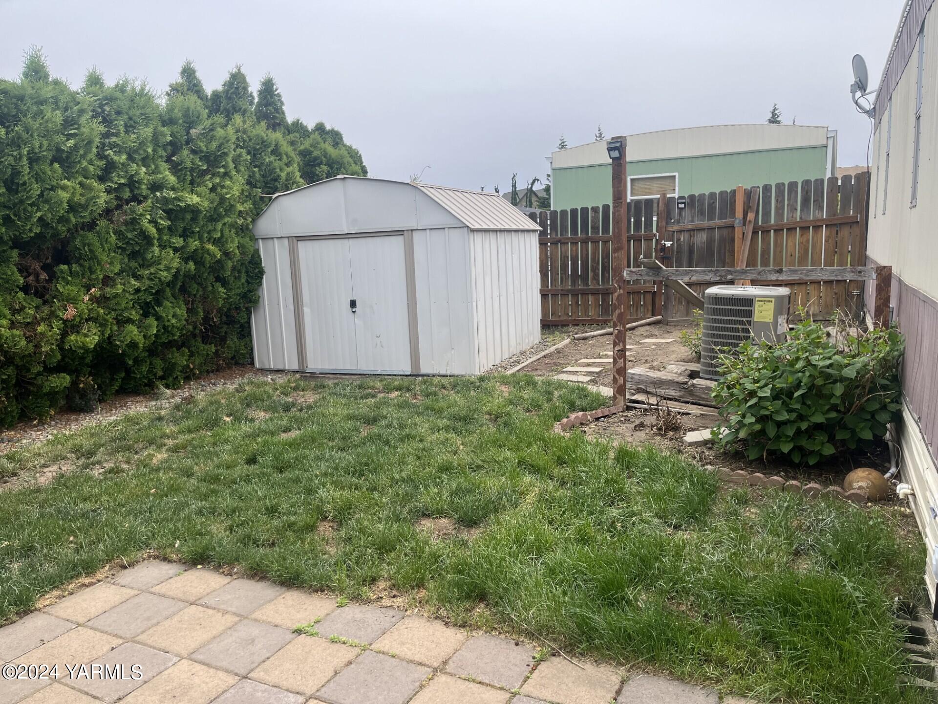 802 N 40th Ave Unit: 48
