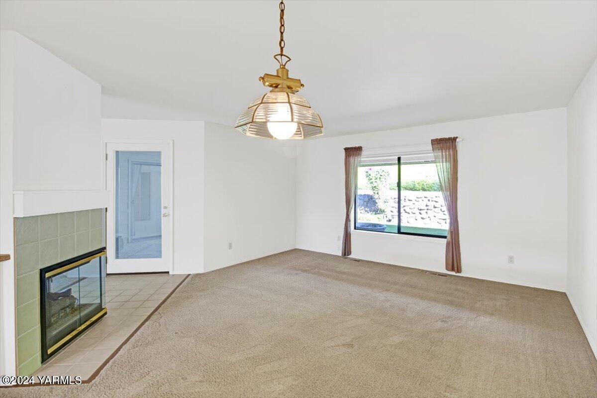 101 N 48th Ave Unit: 39A