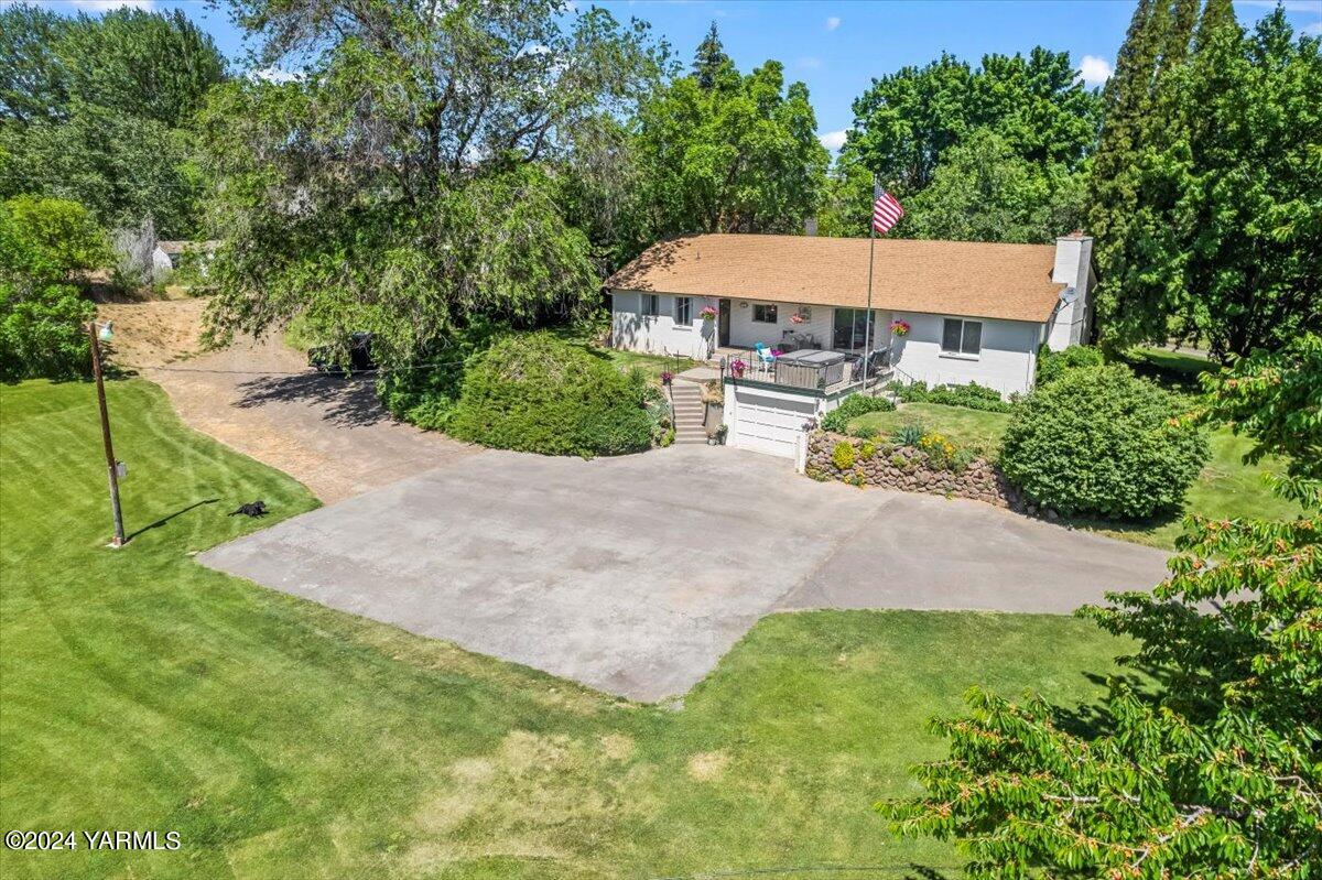 12408 Summitview Rd
