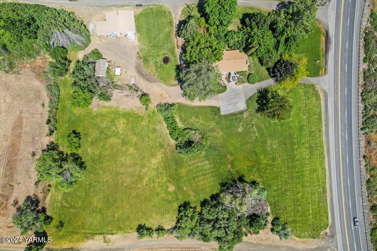 12408 Summitview Rd