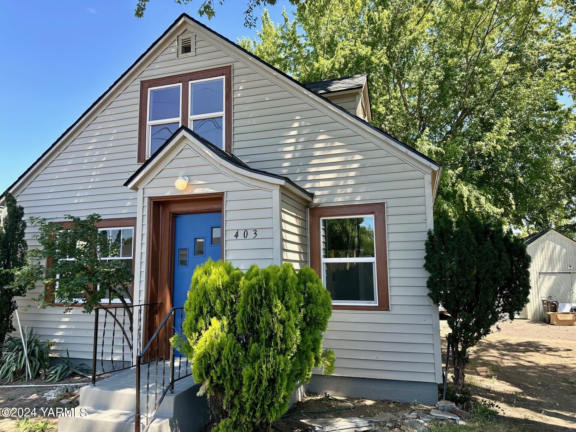 403 N 40th Ave