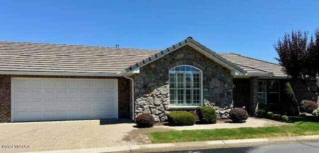 6119 Summitview Ave Unit: 25