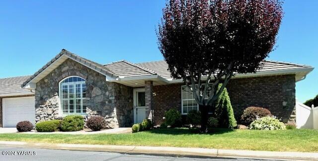 6119 Summitview Ave Unit: 25