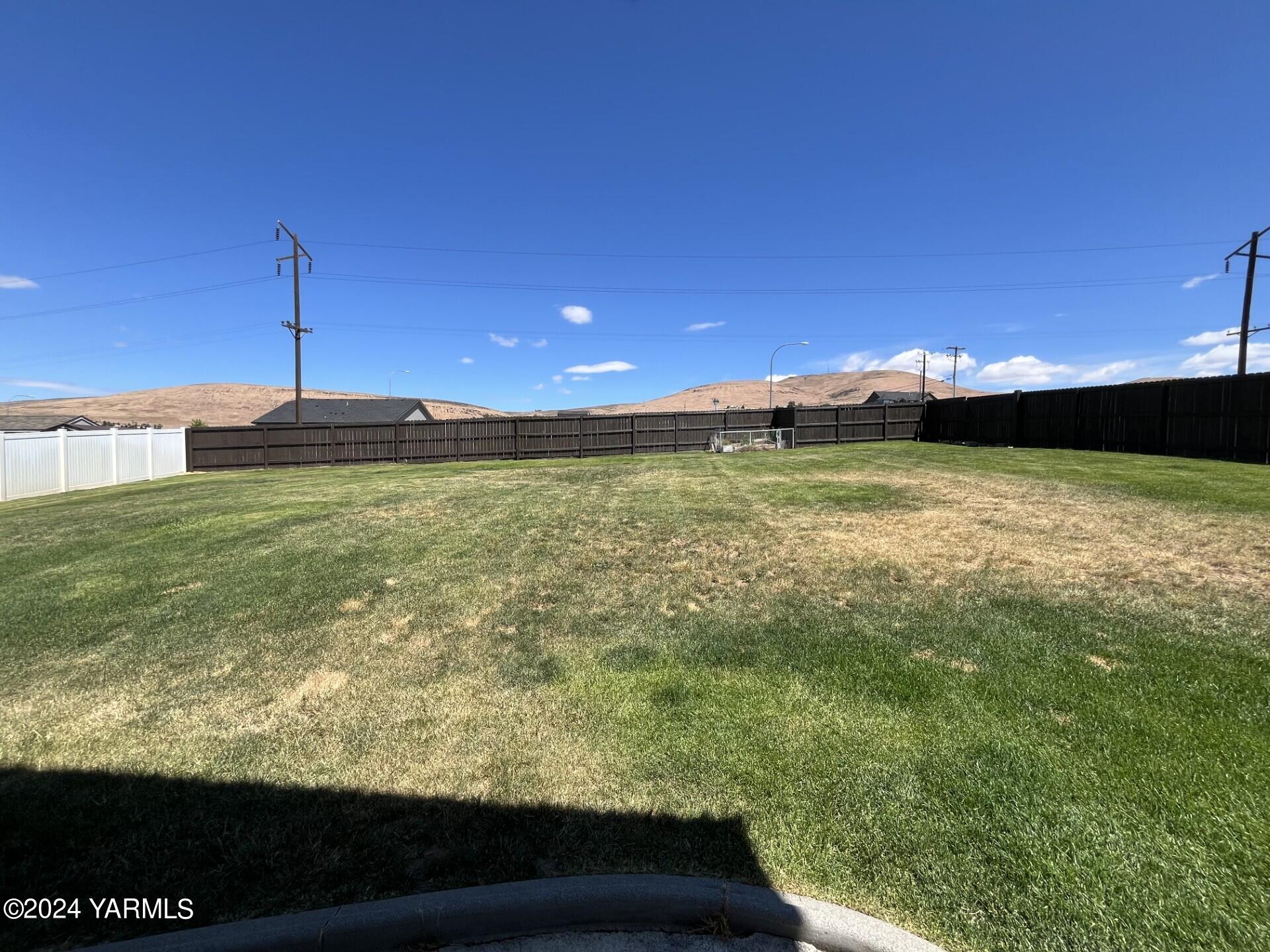 5609 Sycamore Ave
