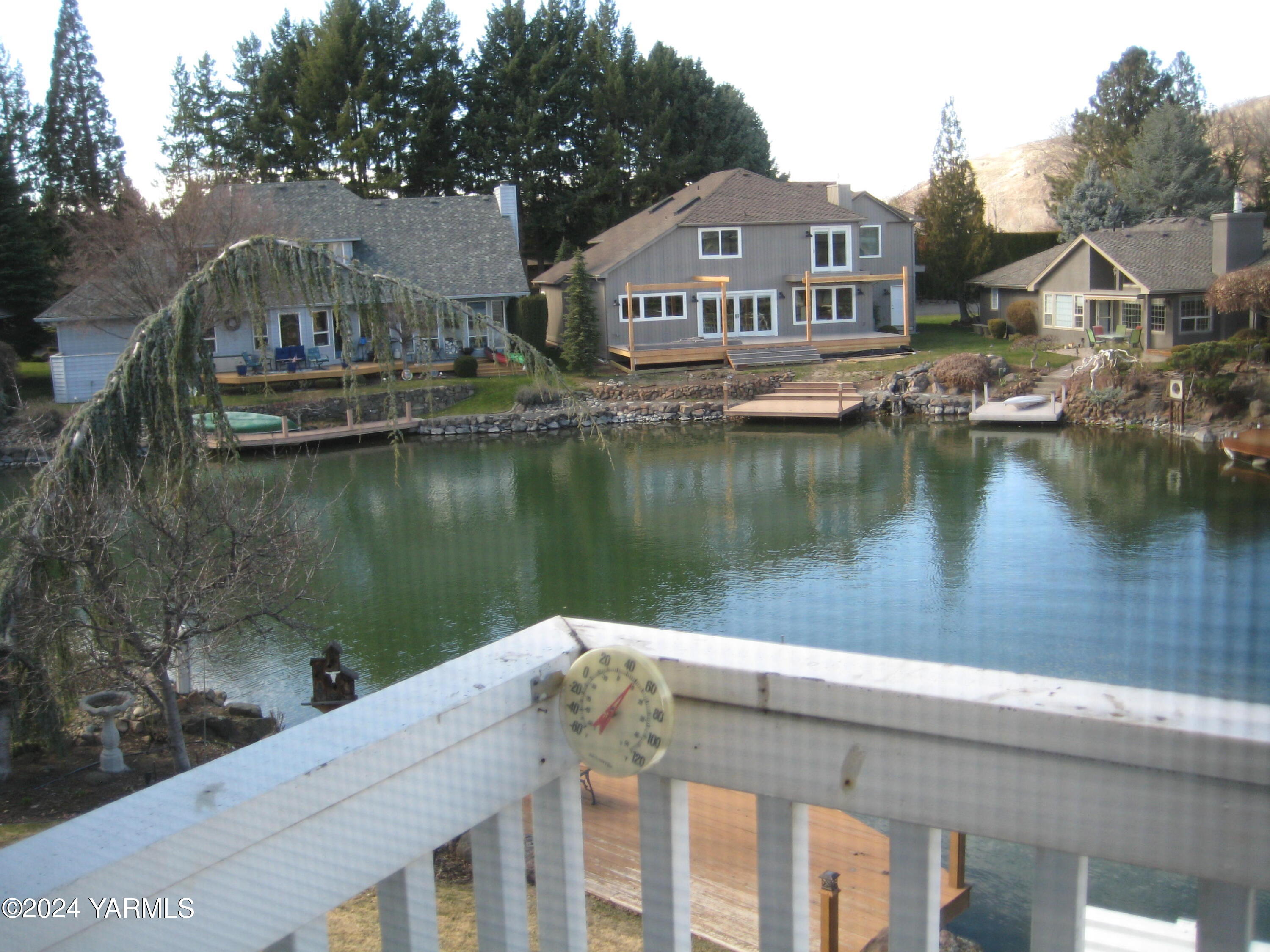 2009 White Pine Ct