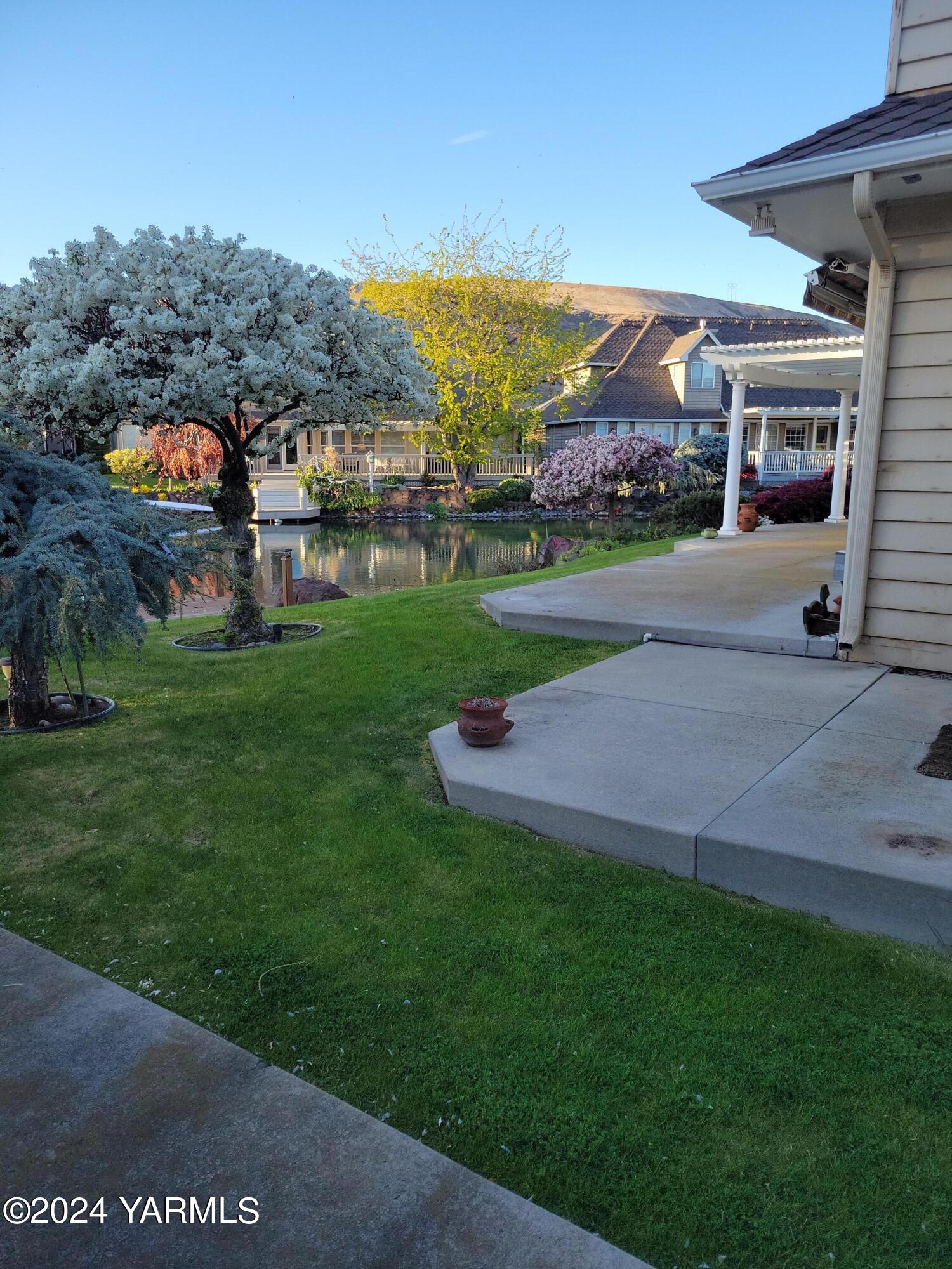 2009 White Pine Ct