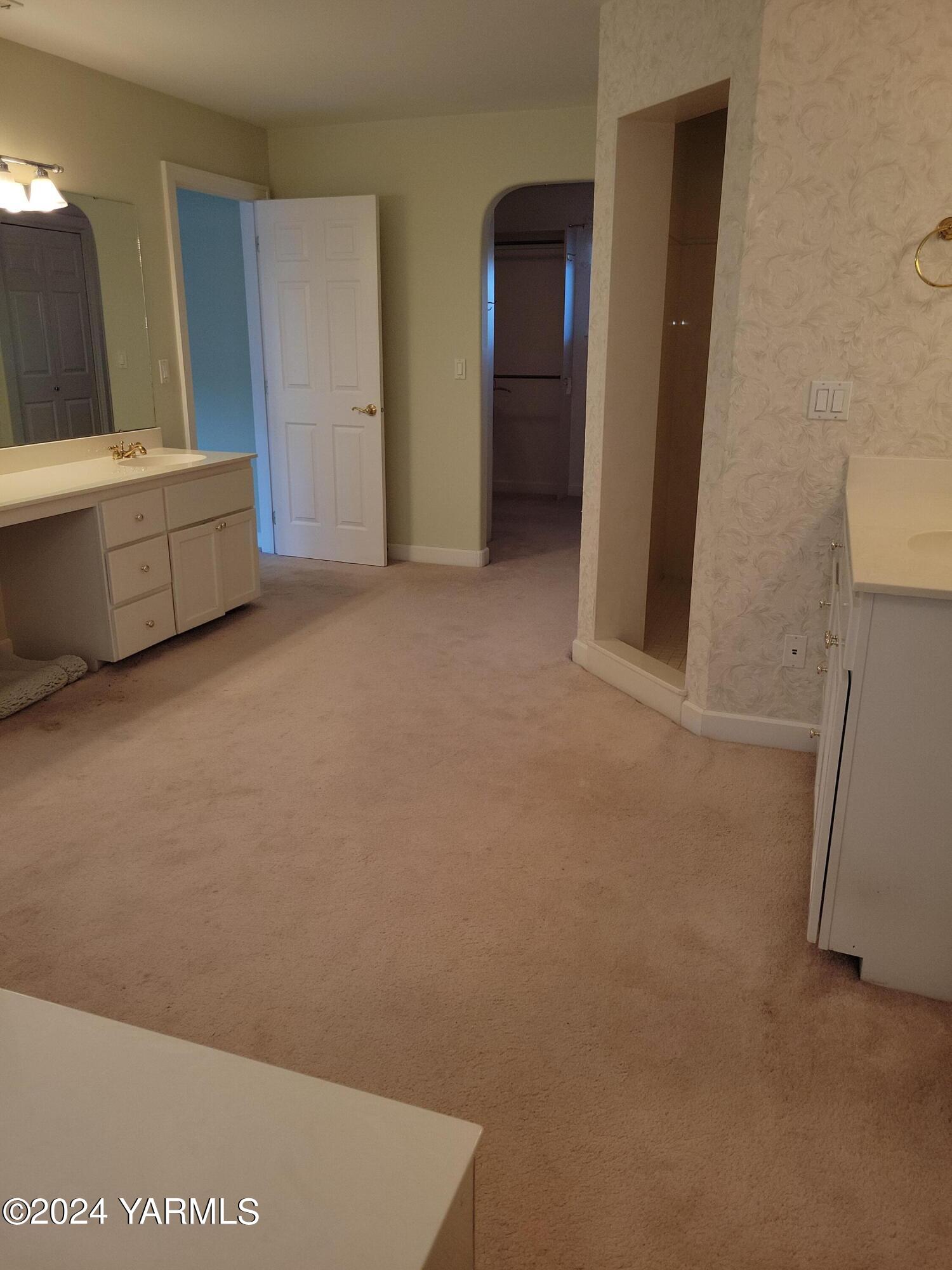 2009 White Pine Ct