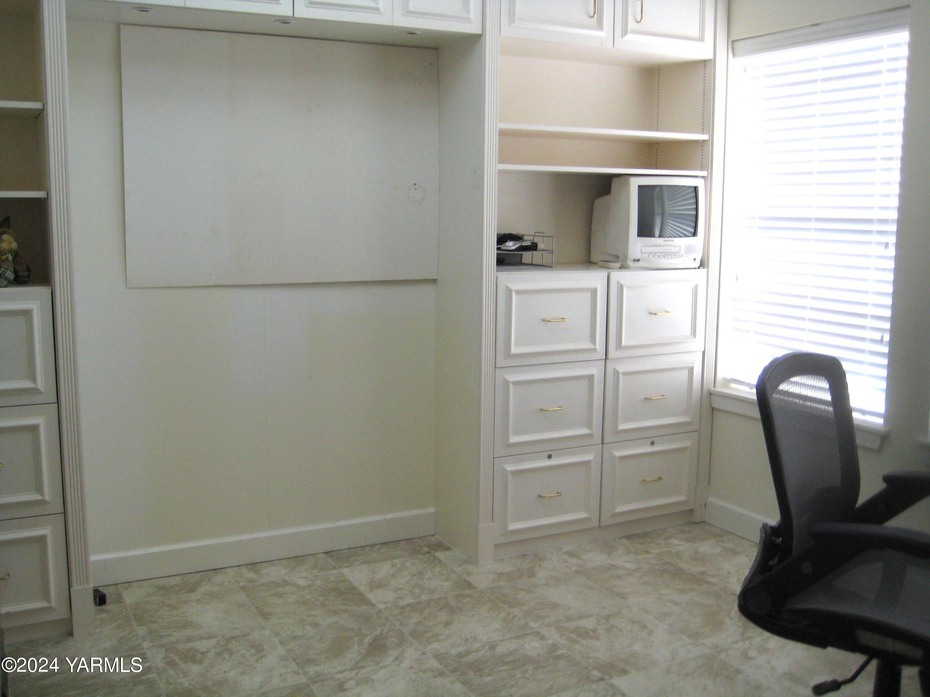2009 White Pine Ct