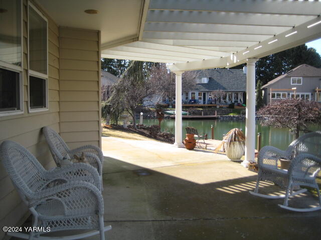 2009 White Pine Ct