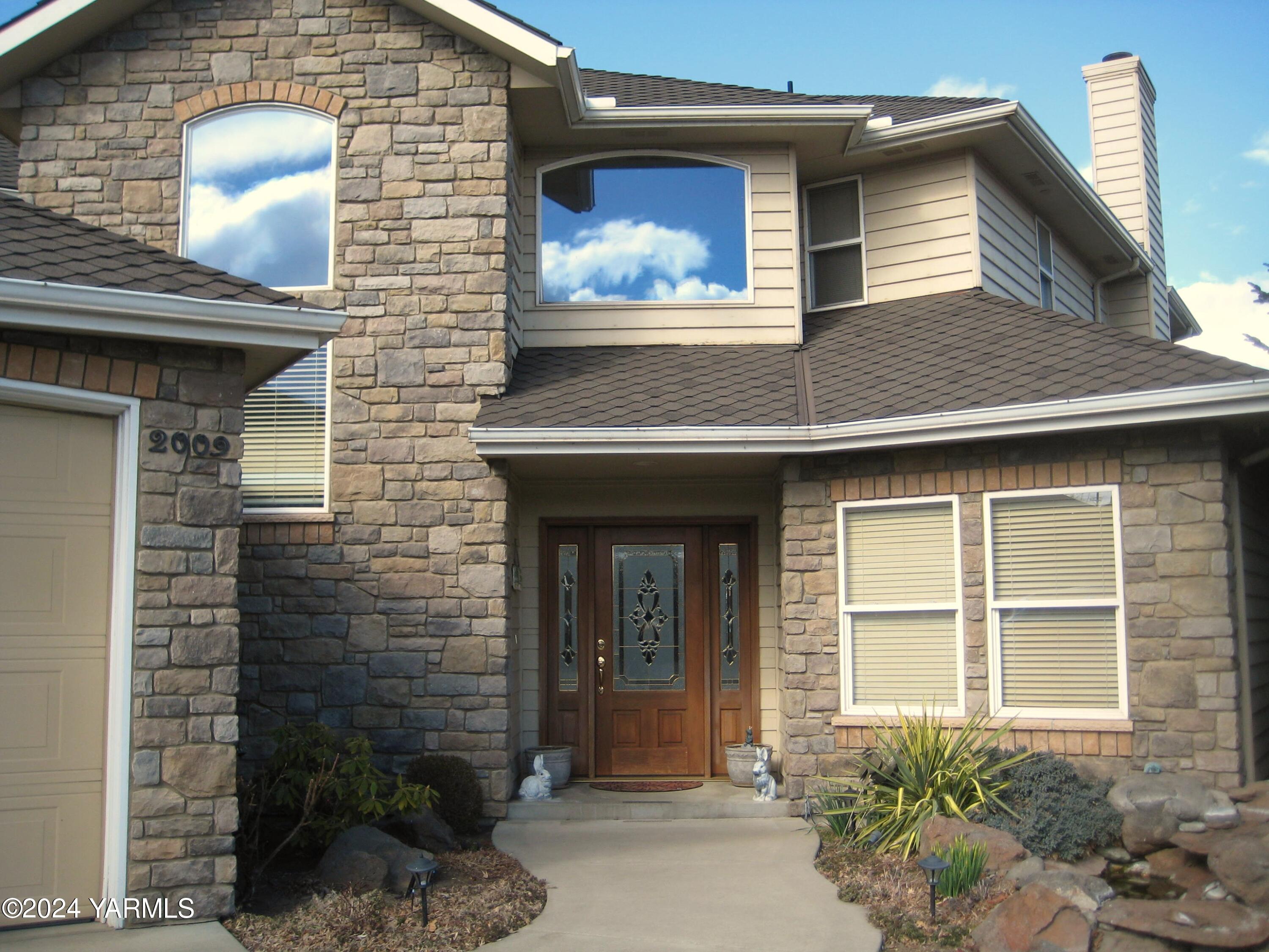 2009 White Pine Ct