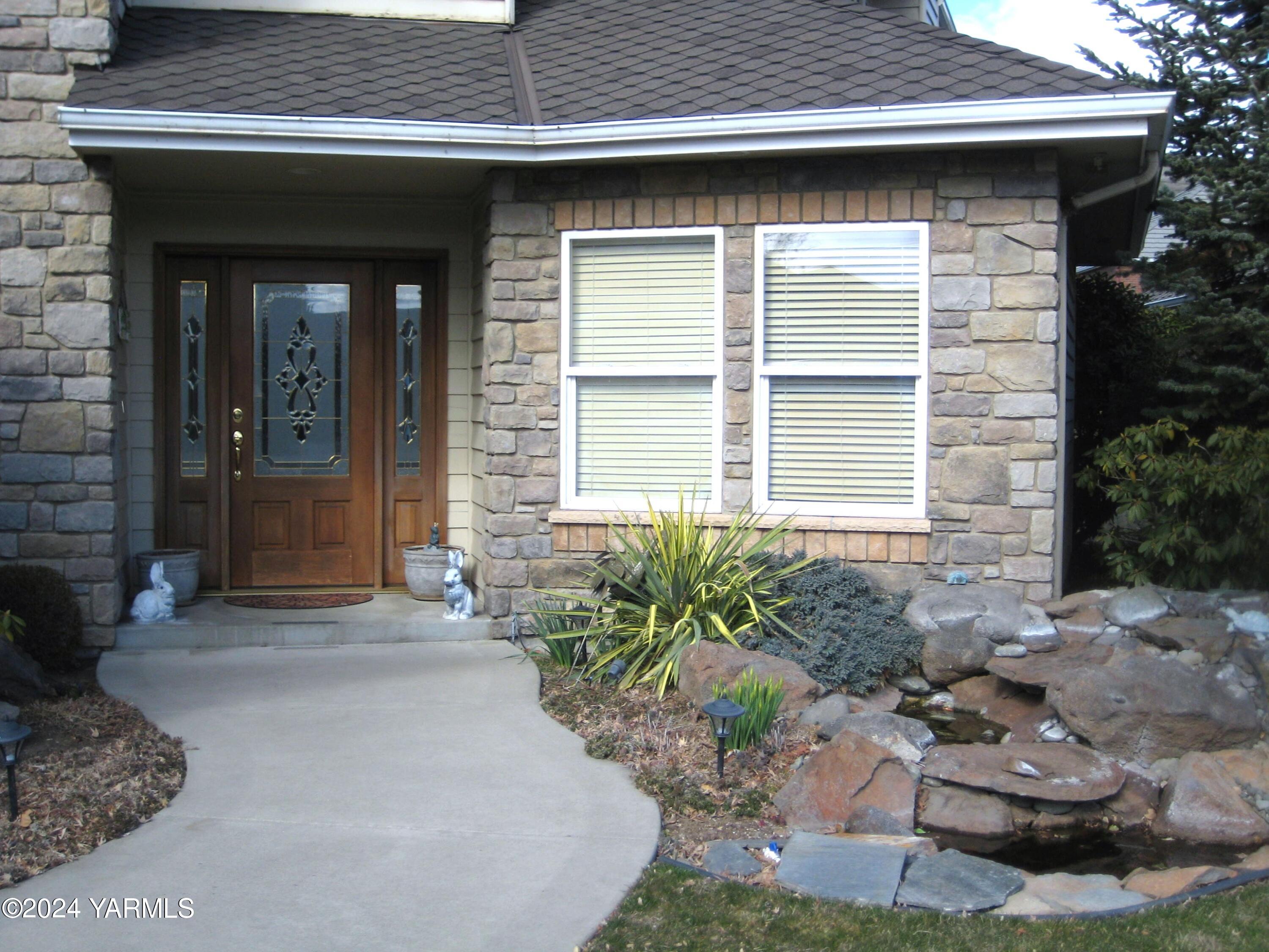 2009 White Pine Ct