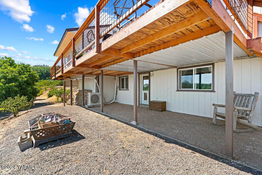 1641 S Naches Rd