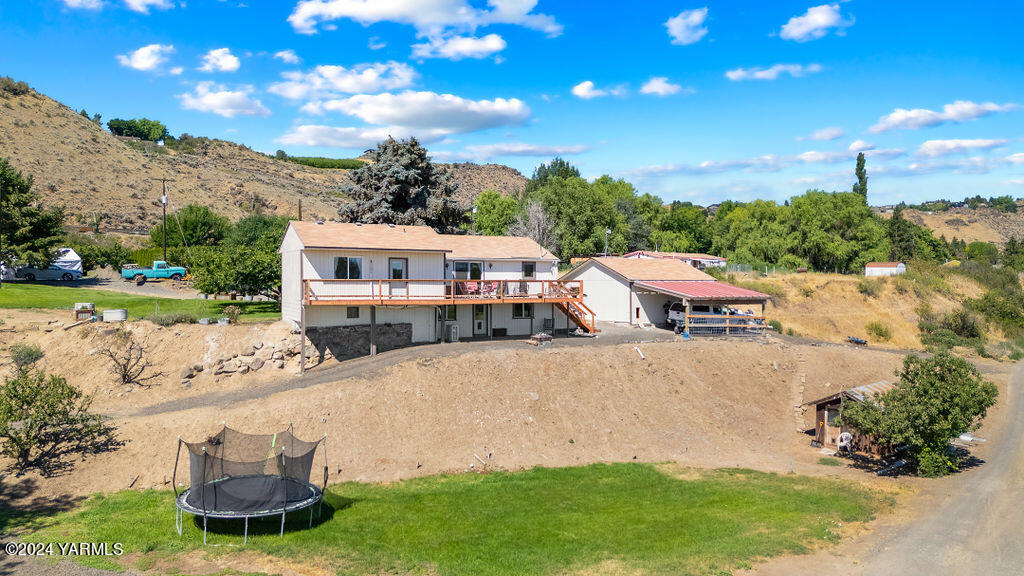 1641 S Naches Rd