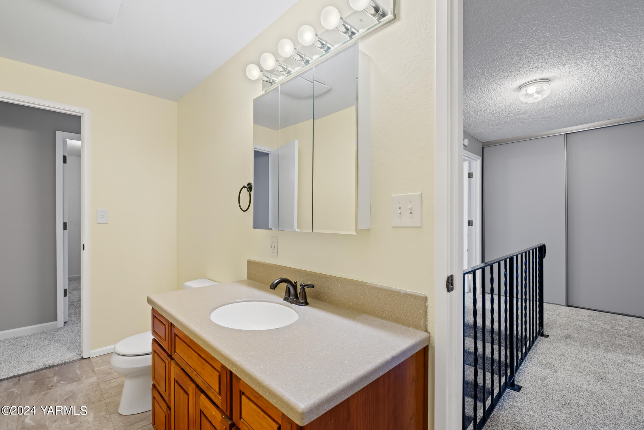 701 S 38th Ave Unit: 18