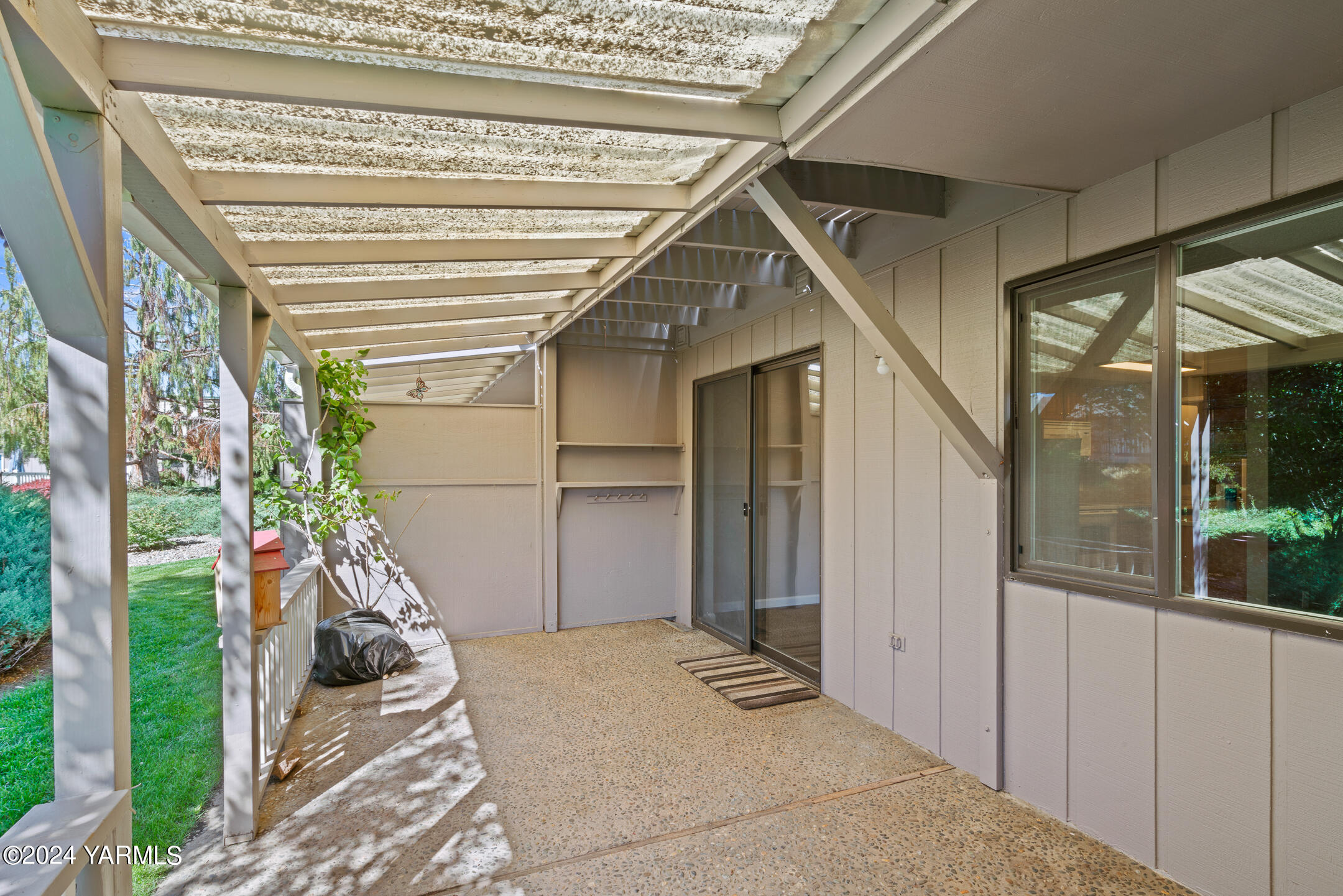 701 S 38th Ave Unit: 18