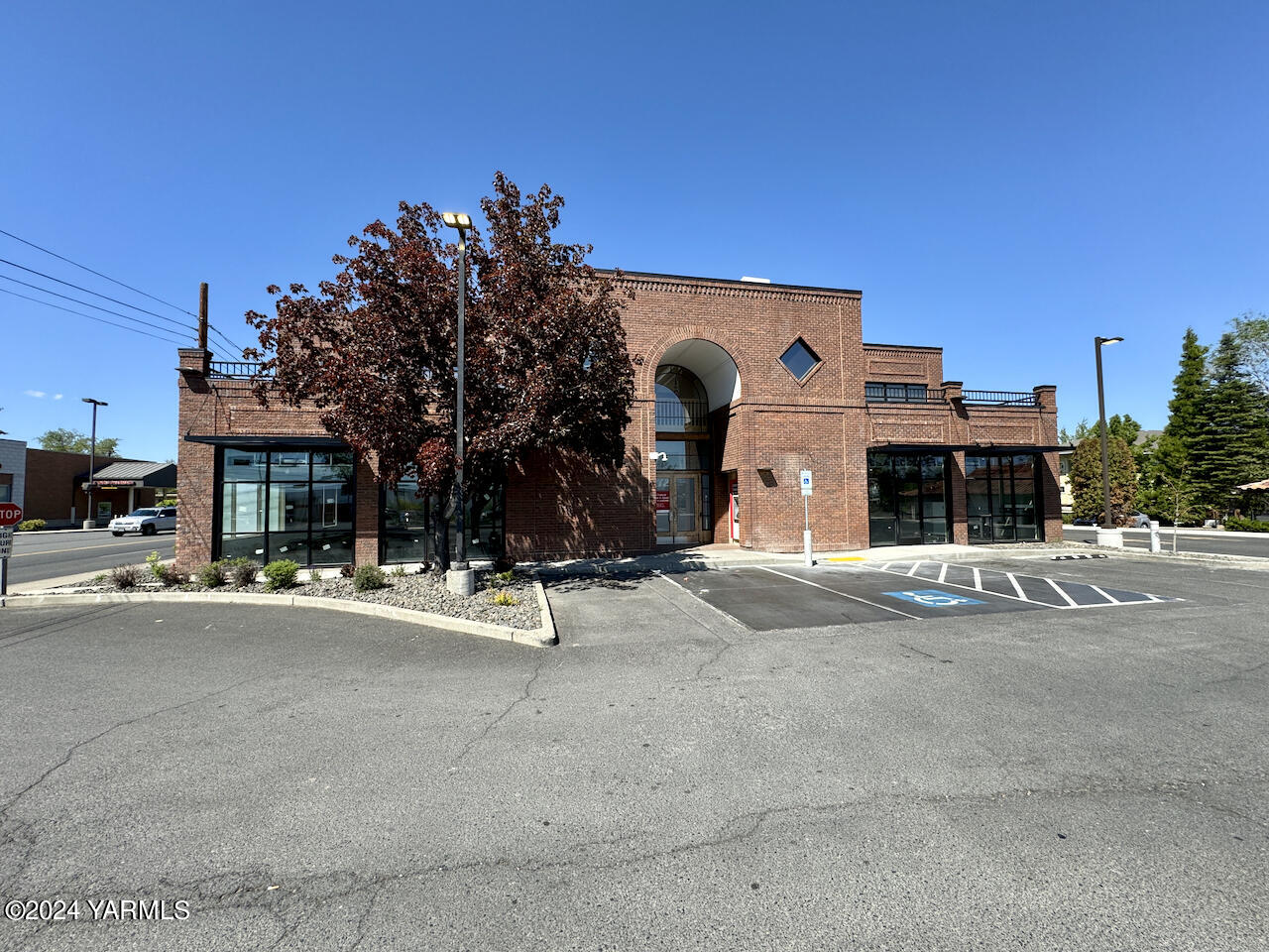 205 N 40th Ave Unit: 203