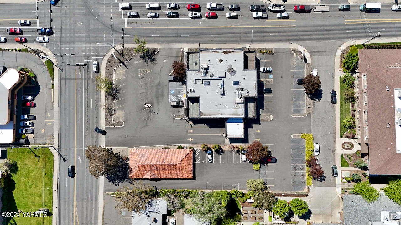 205 N 40th Ave Unit: 203