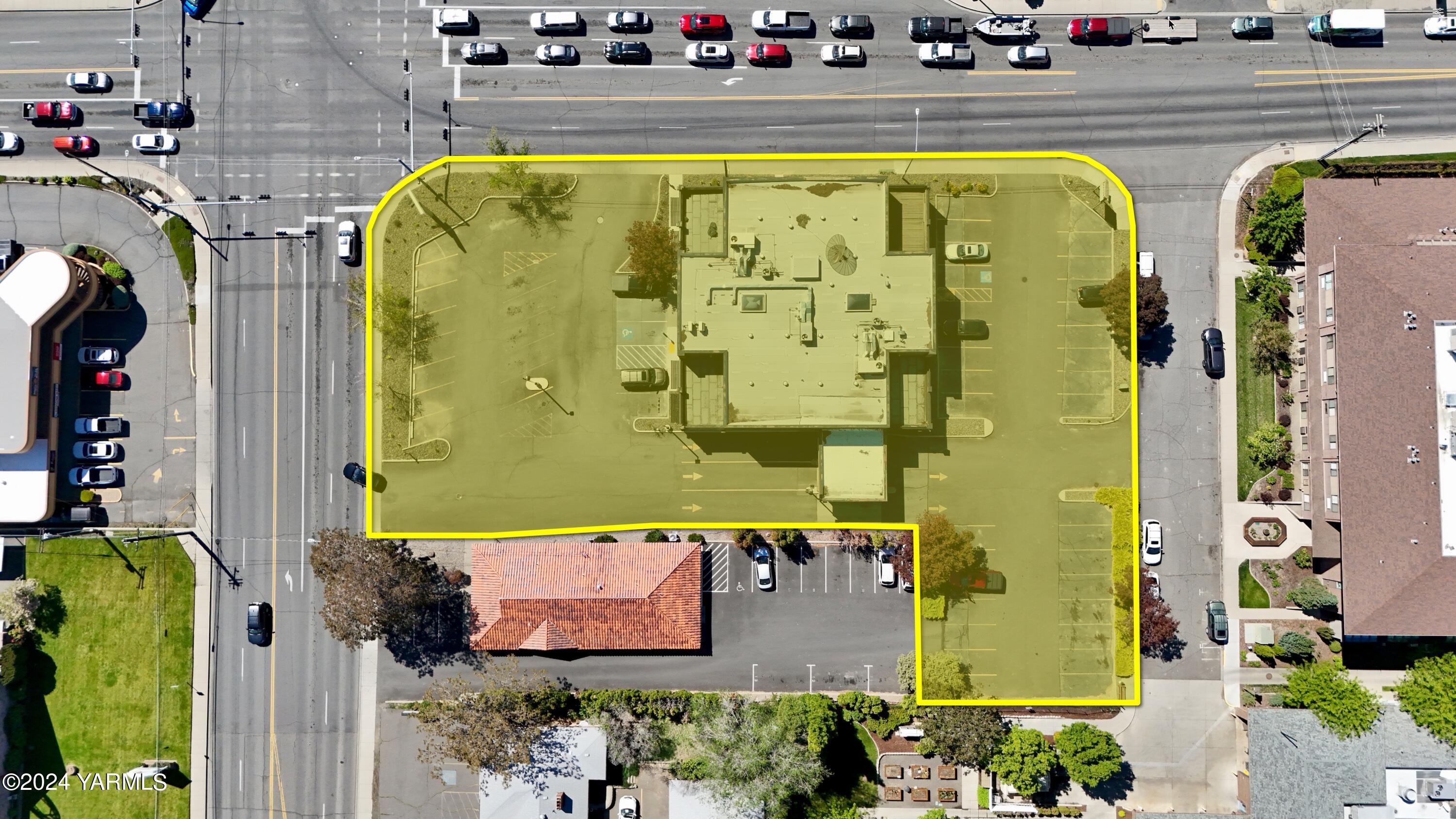 205 N 40th Ave Unit: 203