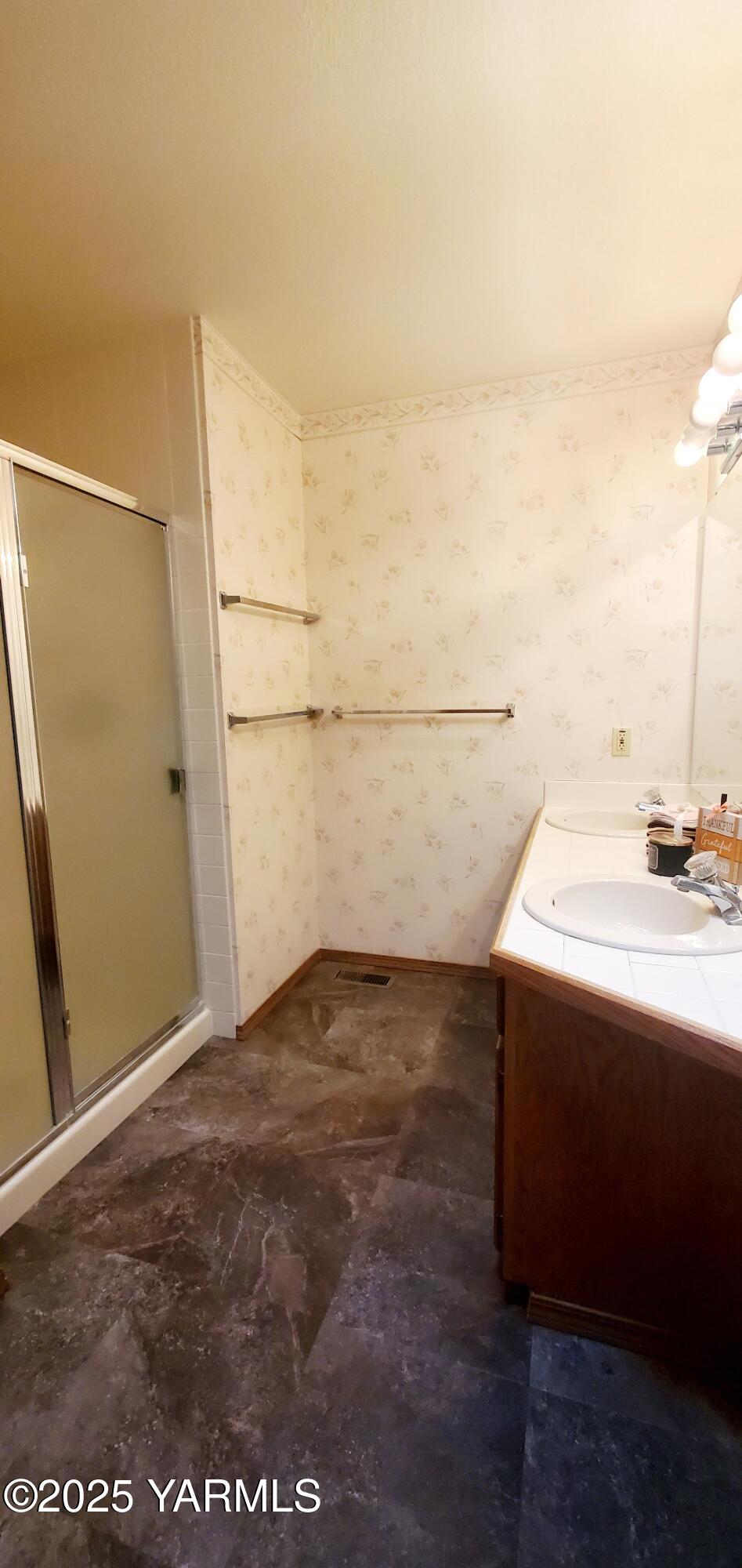 101 N 48th Ave Unit: 32