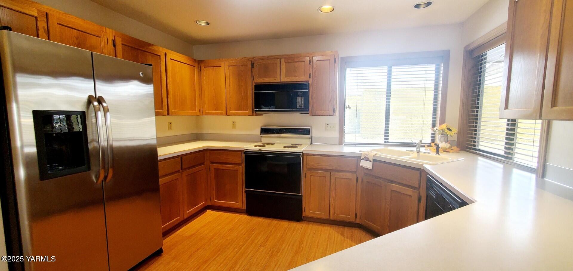 101 N 48th Ave Unit: 32