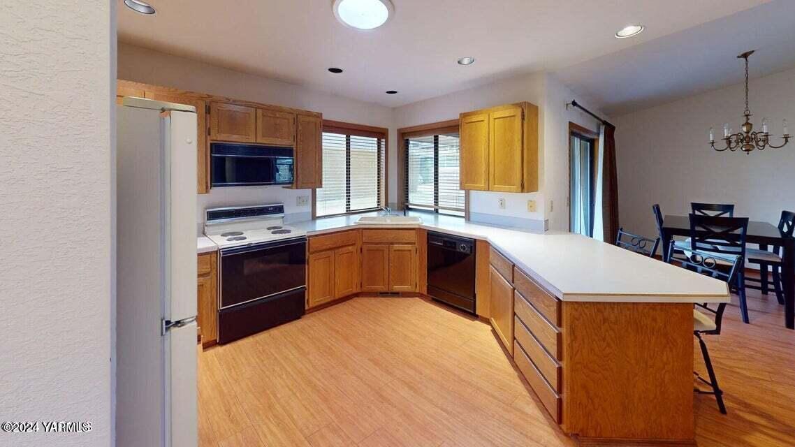 101 N 48th Ave Unit: 32