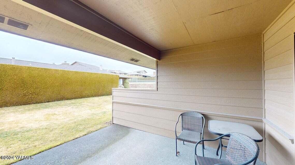 101 N 48th Ave Unit: 32