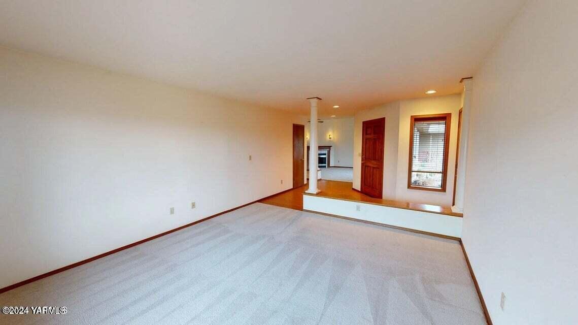 101 N 48th Ave Unit: 32