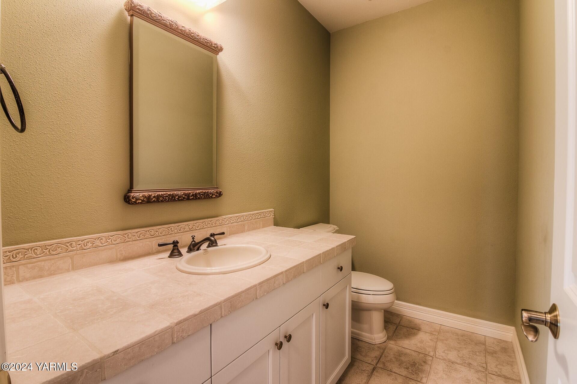 5800 Scenic Ridge Lp