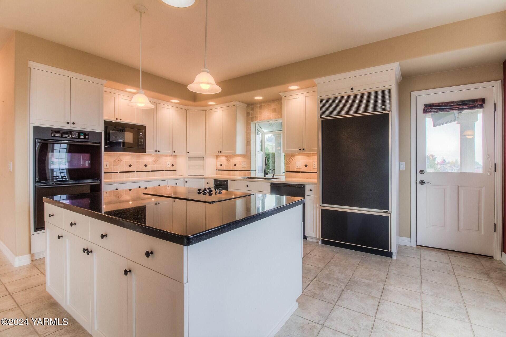 5800 Scenic Ridge Lp
