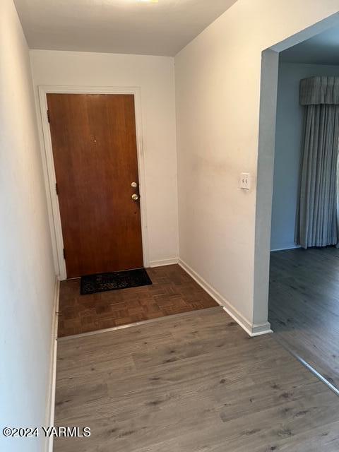 229 N 35th Ave