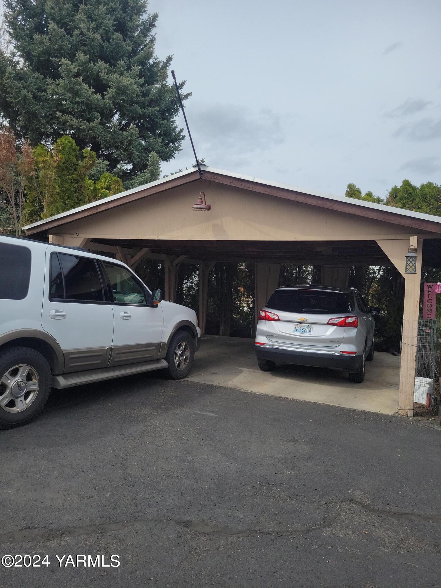 661 Pence Rd Unit: 56