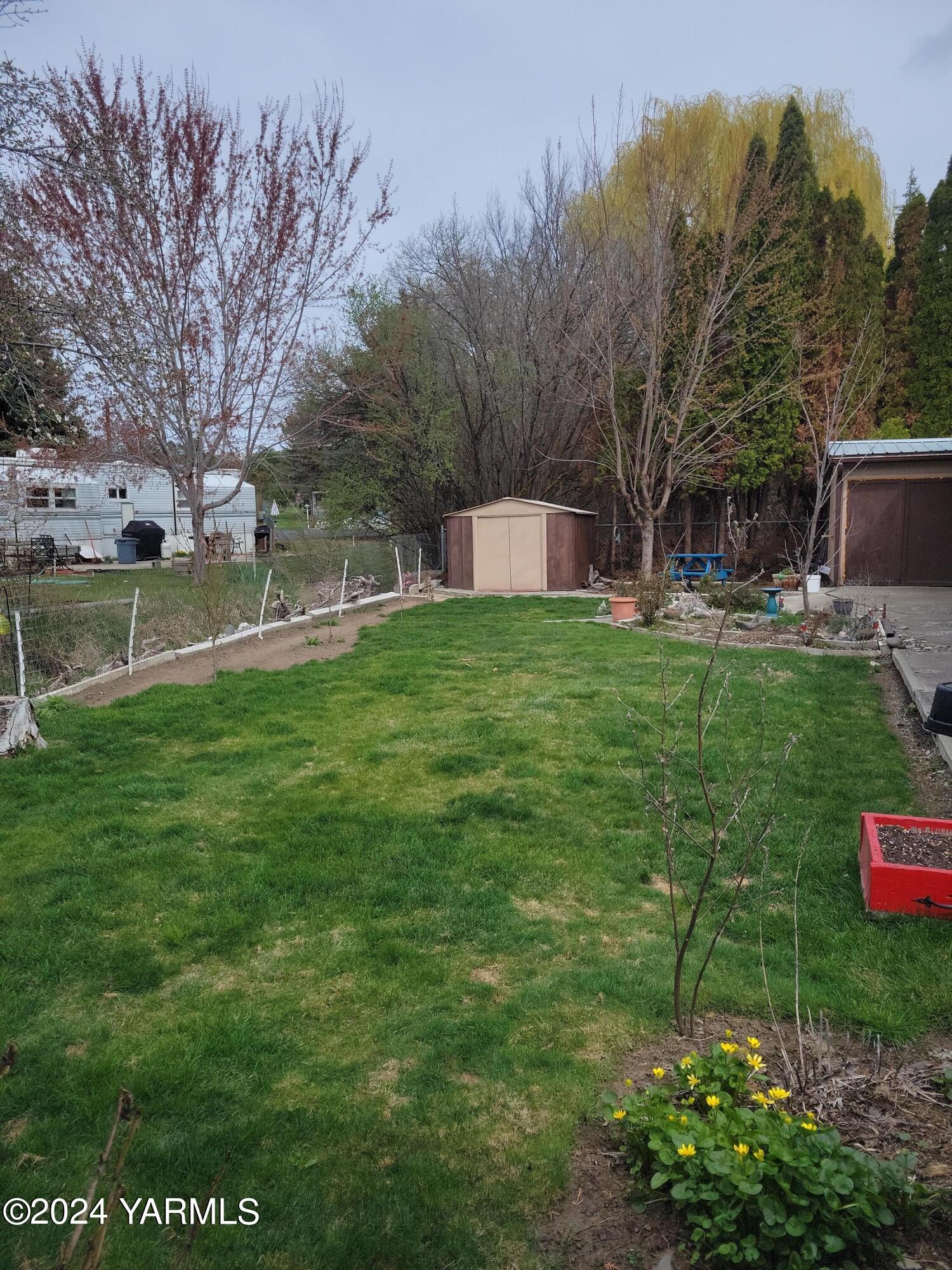 661 Pence Rd Unit: 56