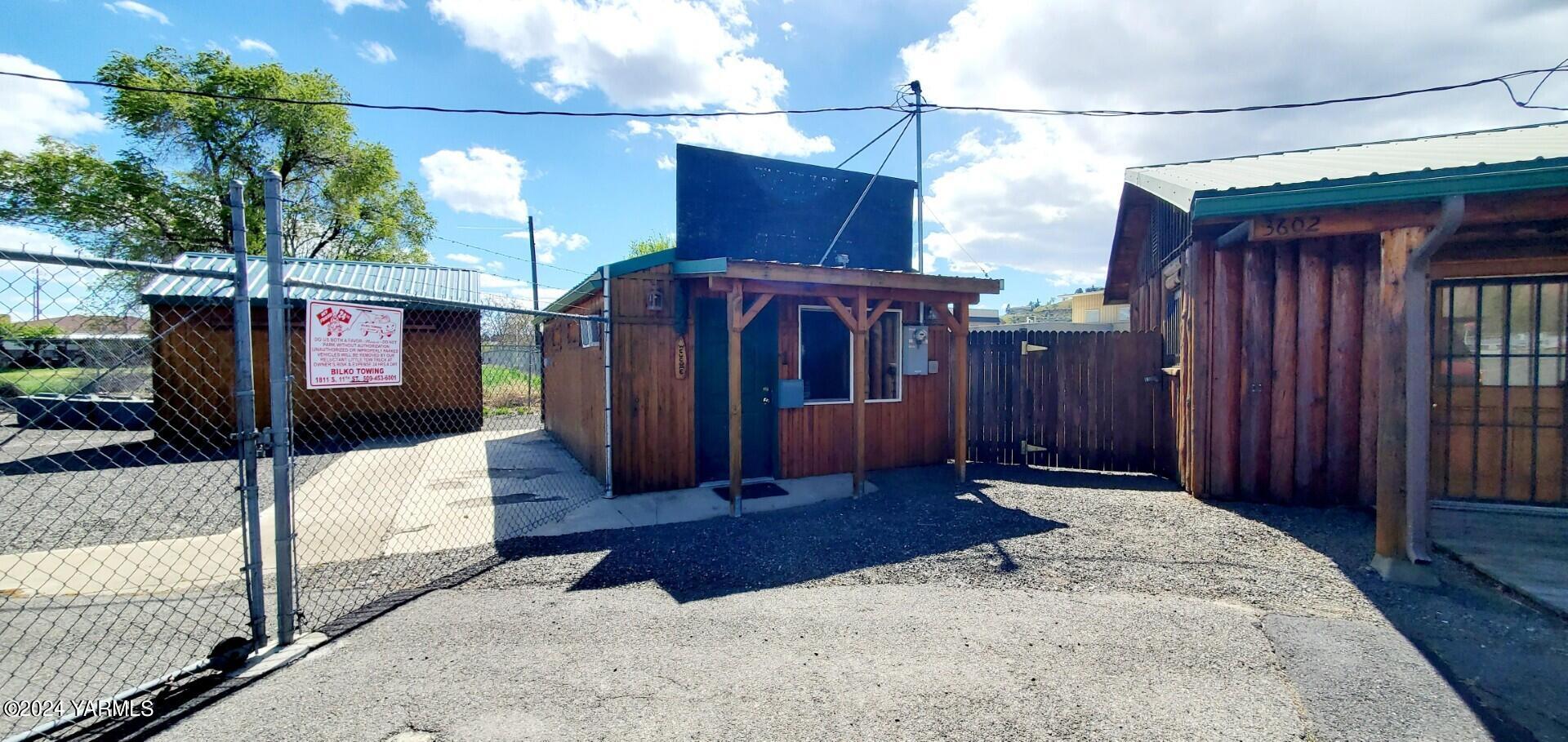 3602 Fruitvale Blvd